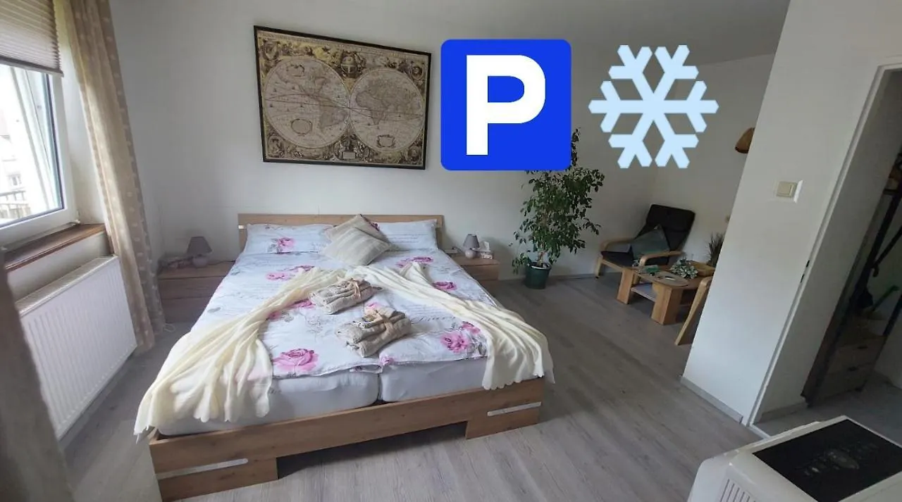 Pension Ringo, Airport Pit Stop, Bahnhof Und Flughafen In Der Naehe Baden-Baden